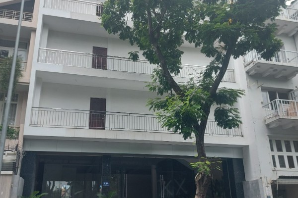 Toà nhà nguyên căn đường Cao Thắng, Quận 10