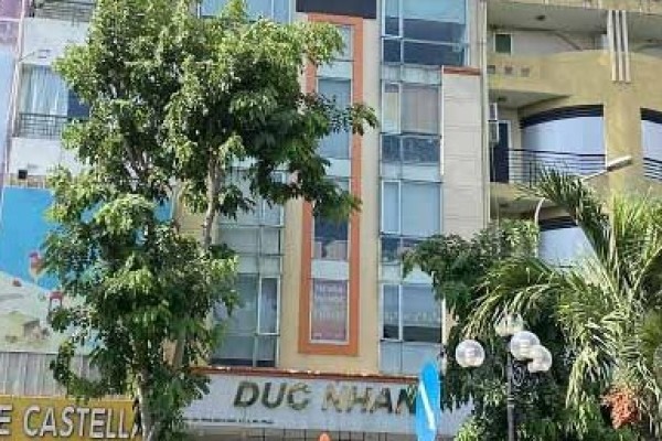 Đức Nhân Building - Đường Phan Xích Long - Quận Phú Nhuận