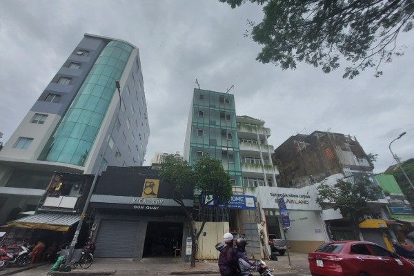 Toà nhà nguyên căn đường Điện Biên Phủ Quận 10
