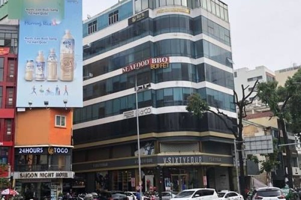 Toà nhà nguyên căn đường Nguyễn Trãi Quận 1